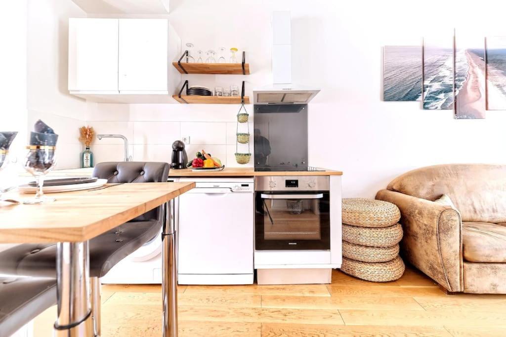 Apartment Centre Ville-superbe De 50 M2 - Cosy Avec Terrasse -wifi *