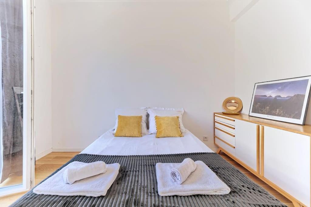 Centre Ville-superbe De 50 M2 - Cosy Avec Terrasse -wifi *